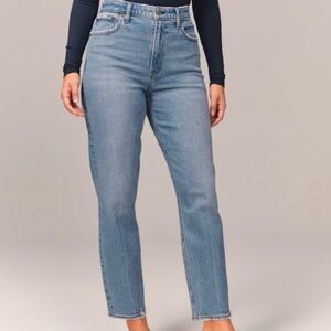 Abercrombie & Fitch Curve Love The Mom High Rise Jean